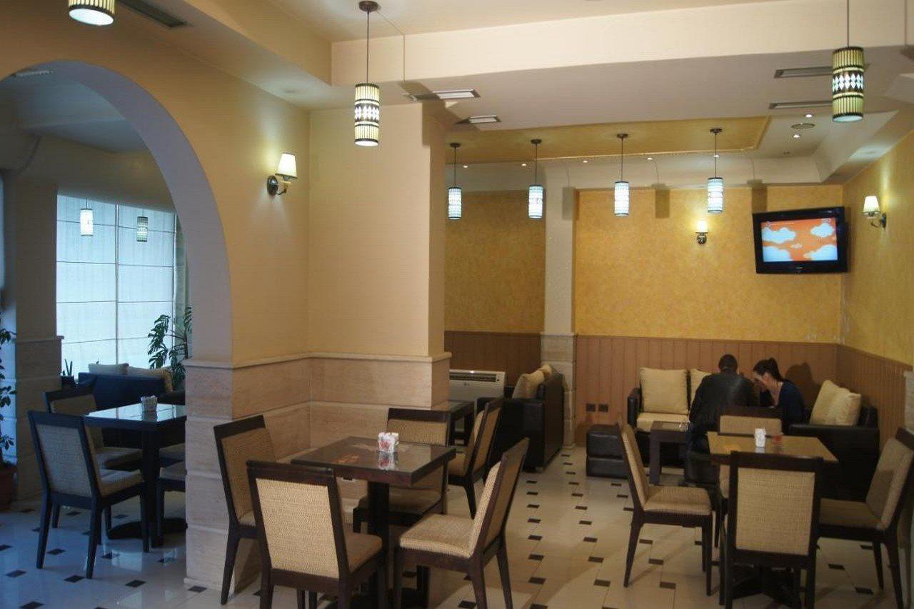 Bristol Hotel Тирана Экстерьер фото